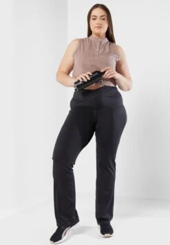 Reebok Classics Wide Tank 9 Reebok Classics Wide Tank -CARMAKOMA Clothing Sales 4 zoom desktop 55