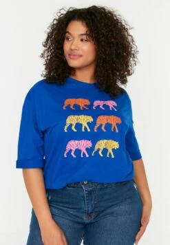 Oversized Printed T-Shirt -CARMAKOMA Clothing Sales 4 zoom desktop 62