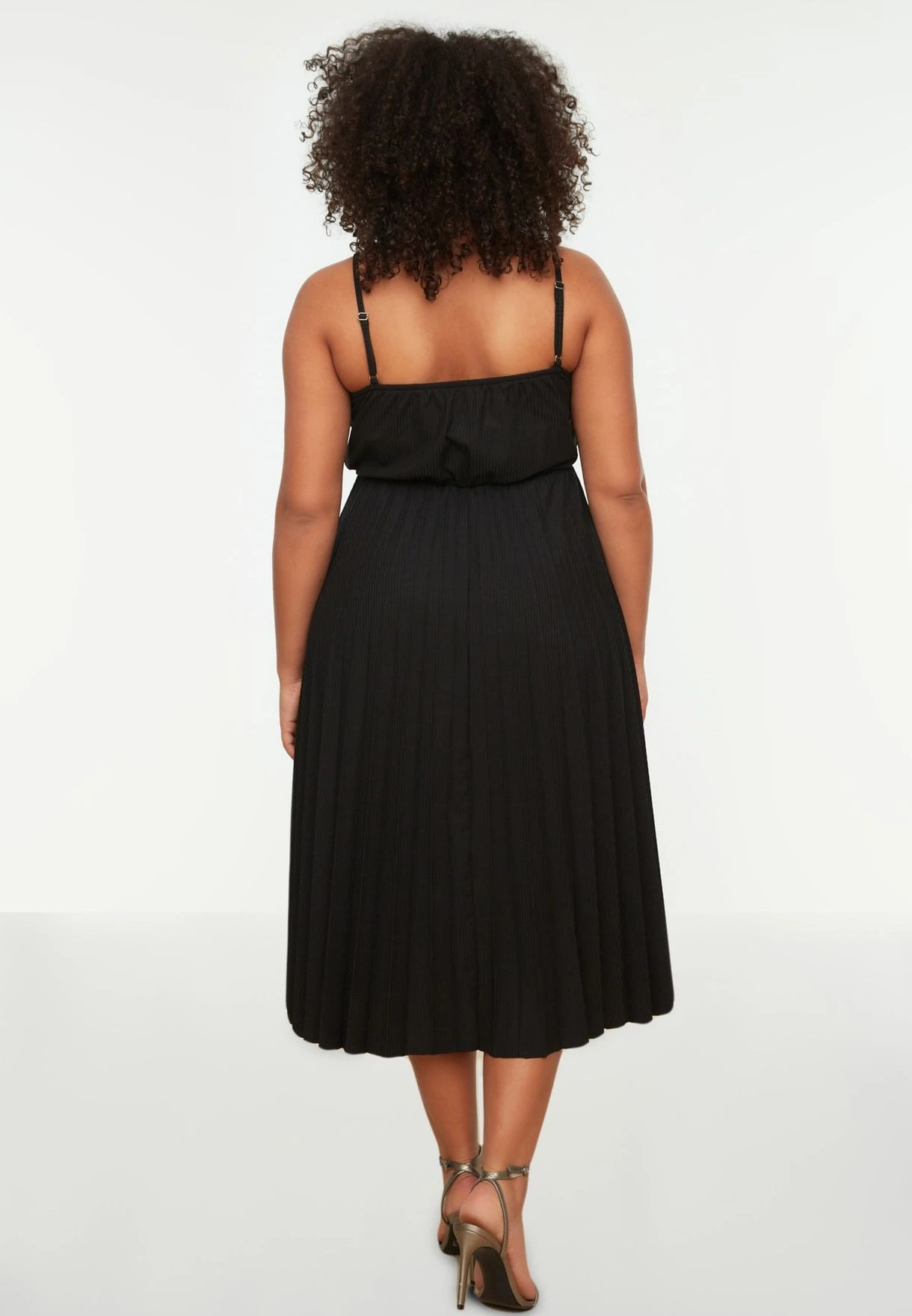 Strappy Pleated Dress 6 Strappy Pleated Dress - Image 4