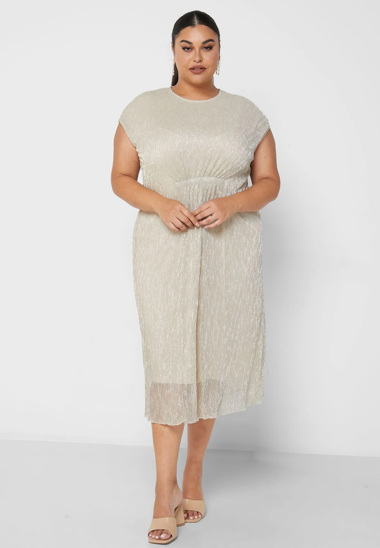 Vero Moda Curve Cap Sleeve Dress 6 Vero Moda Curve Cap Sleeve Dress - Image 4