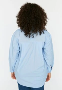 Oversized Button Down Shirt 11 Oversized Button Down Shirt -CARMAKOMA Clothing Sales 5 zoom desktop 127