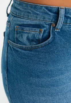 Slit Hem Skinny Jeans -CARMAKOMA Clothing Sales 5 zoom desktop 144