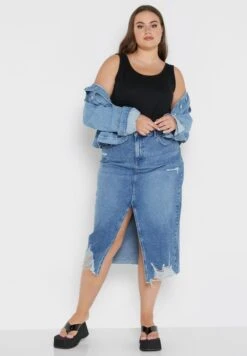 ONLY CARMAKOMA Front Split Distressed Hem Skirt -CARMAKOMA Clothing Sales 5 zoom desktop 173