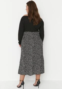 Printed Slit Midi Skirt -CARMAKOMA Clothing Sales 5 zoom desktop 175