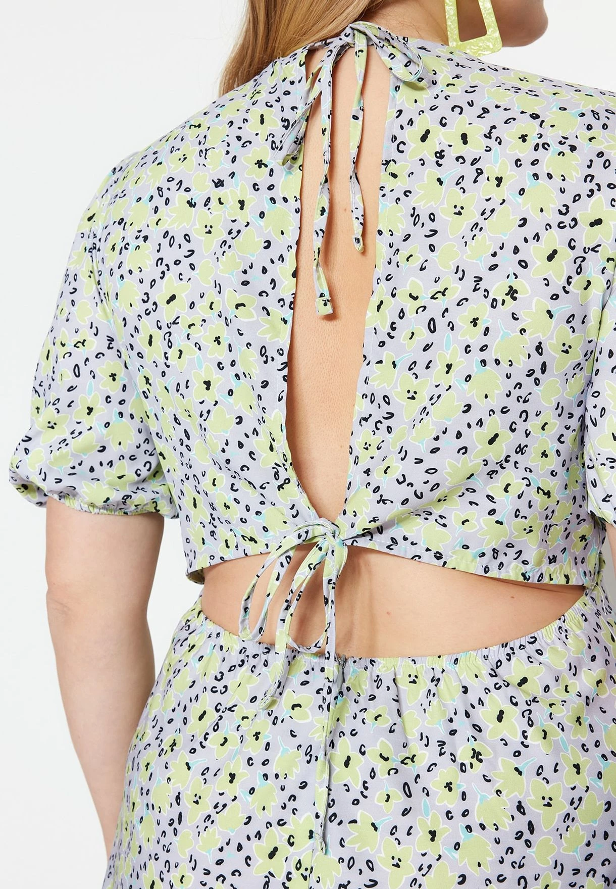 Cut Out Tie Detail Dress 7 Cut Out Tie Detail Dress - Image 5