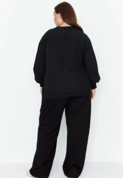 Wide Leg Knitted Sweatpants 11 Wide Leg Knitted Sweatpants -CARMAKOMA Clothing Sales 5 zoom desktop 68