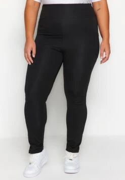 High Waist Pocket Detail Leggigns 13 High Waist Pocket Detail Leggigns -CARMAKOMA Clothing Sales 5 zoom desktop 71