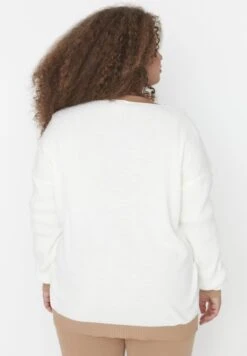 Button Detail Cardigan & Pants Set -CARMAKOMA Clothing Sales 5 zoom desktop 80