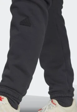 ADIDAS New Logo Sweatpants -CARMAKOMA Clothing Sales 5 zoom desktop 92