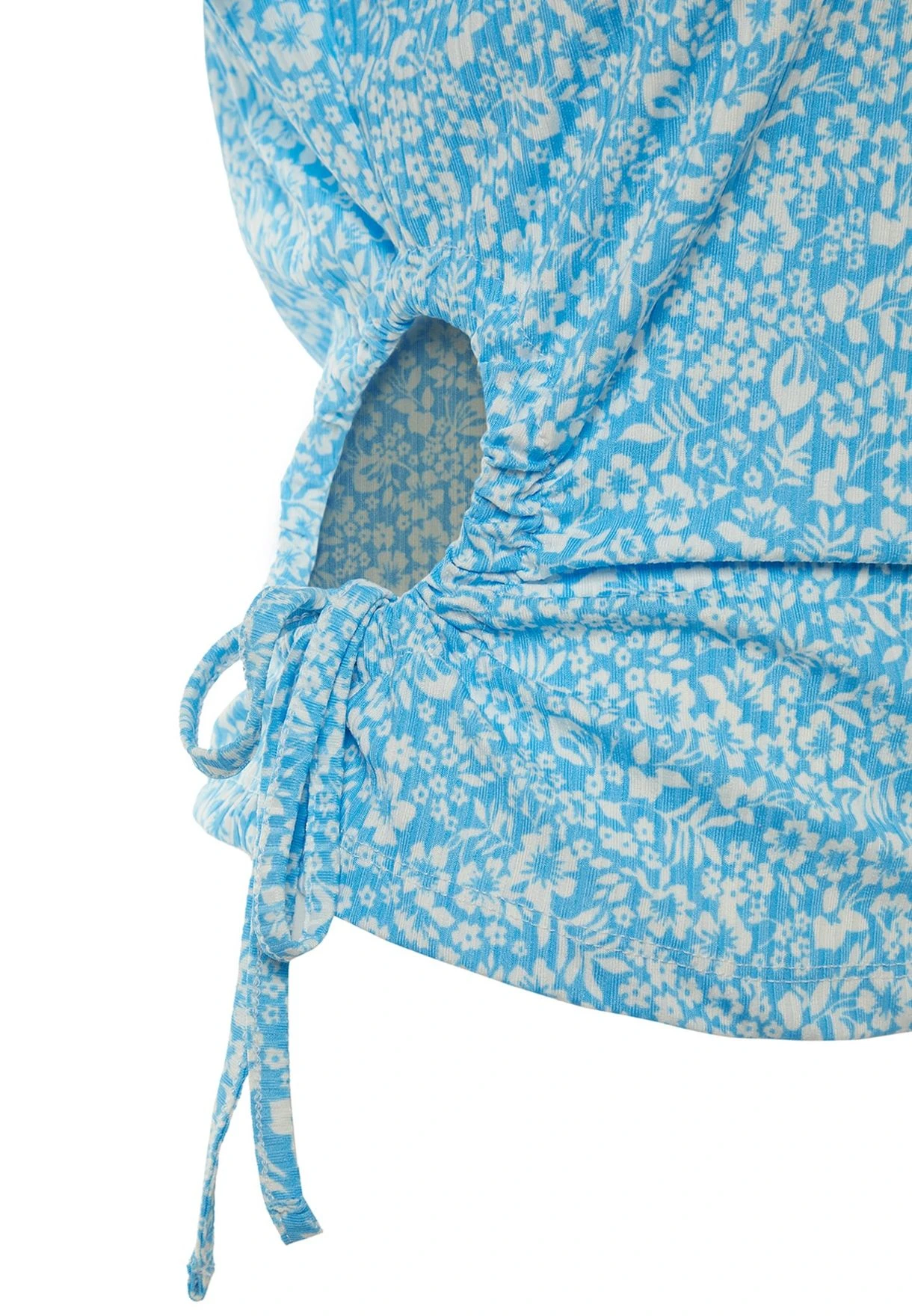 Ruched Cut Out Detail Printed T-Shirt 8 Ruched Cut Out Detail Printed T-Shirt - Image 6