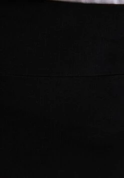 High Waist Pocket Detail Leggigns 14 High Waist Pocket Detail Leggigns -CARMAKOMA Clothing Sales 6 zoom desktop 28