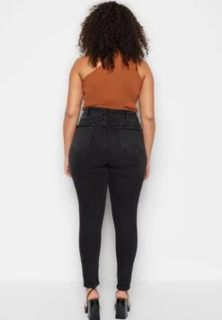 Ribbed Jeans -CARMAKOMA Clothing Sales 6 zoom desktop 53