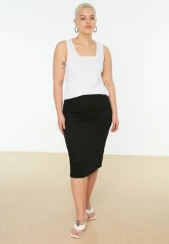 2 Pack Knitted Tank Top -CARMAKOMA Clothing Sales 9 zoom desktop 2